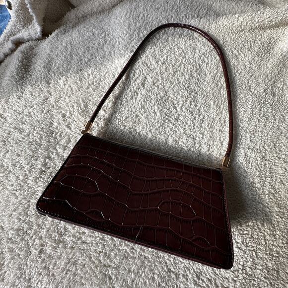 Chocolate Brown Faux Leather Croc Handbag - Picture 3 of 6